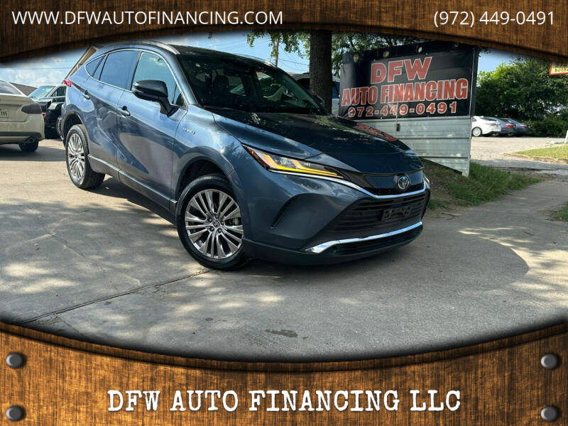 2021 Toyota Venza XLE's photo