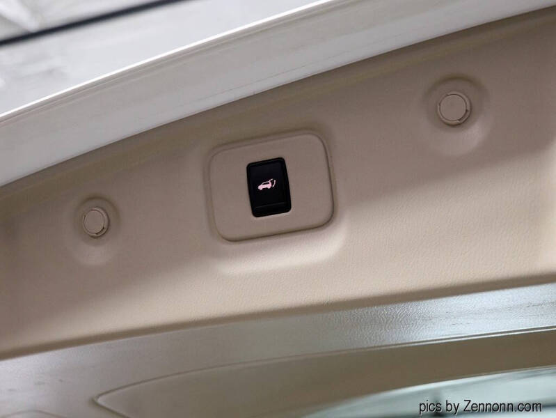 2015 Nissan Pathfinder Platinum