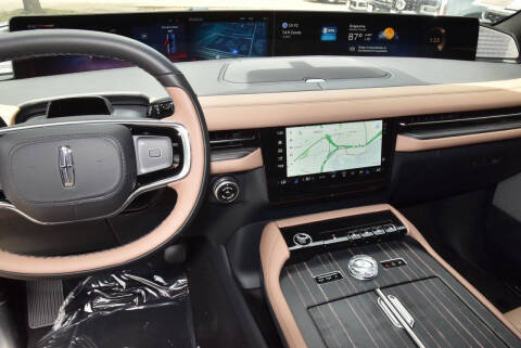 2027 Lincoln Navigator Black Label