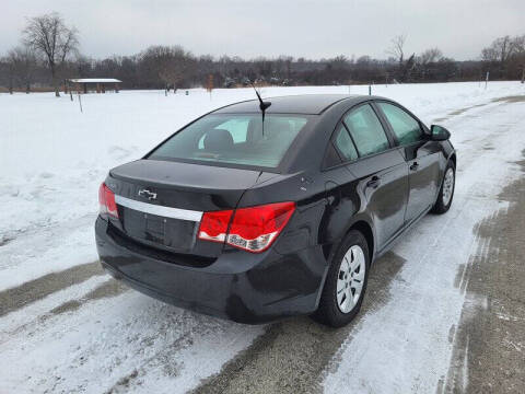 2013 Chevrolet Cruze LS Auto