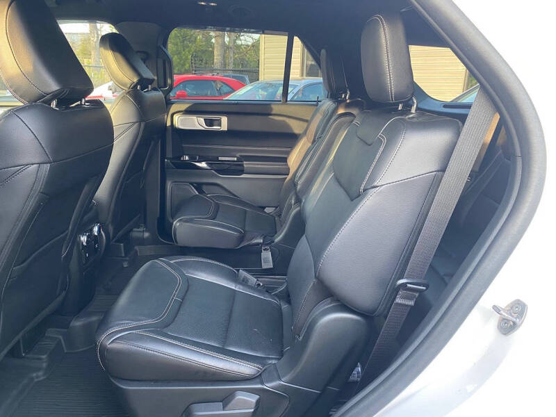 2023 Ford Explorer ST