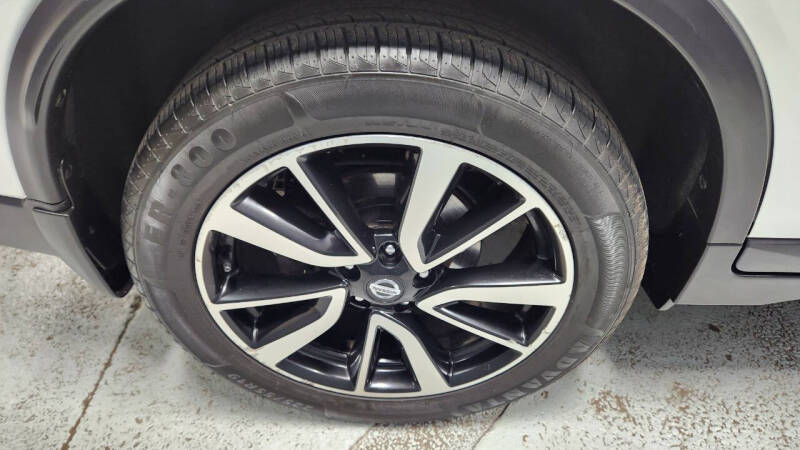 2020 Nissan Rogue SL