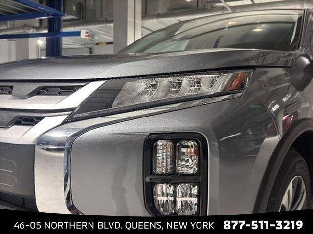 2025 Mitsubishi Outlander Sport ES