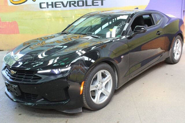 Used 2022 Chevrolet Camaro 1LT with VIN 1G1FB1RX9N0107235 for sale in Grand Ledge, MI