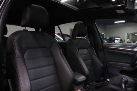 2019 Volkswagen Golf GTI S