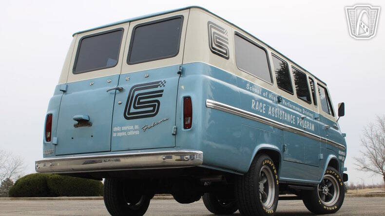 1967 Ford E-150