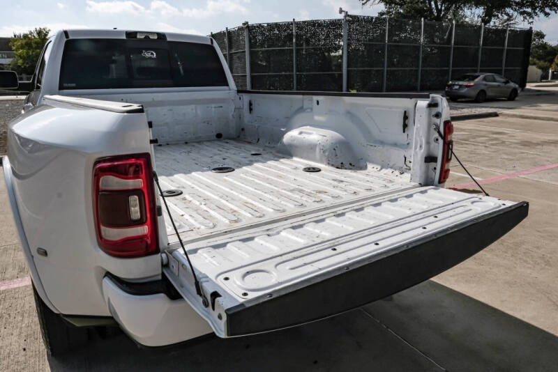 2022 RAM 3500 Laramie