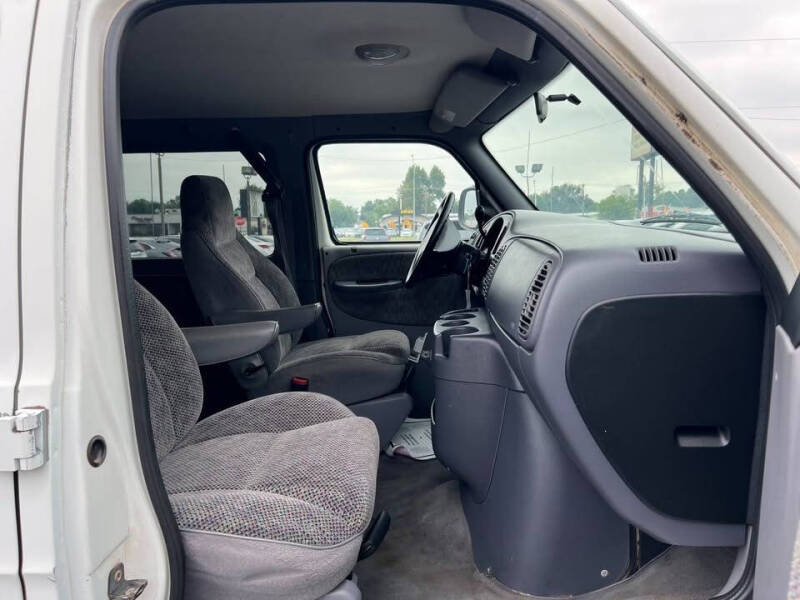 1999 Dodge Ram Van 2500