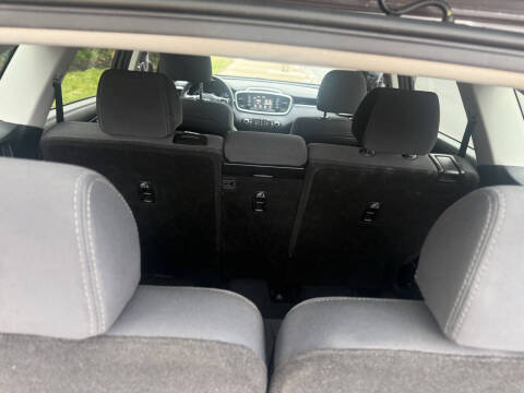 2019 Kia Sorento LX