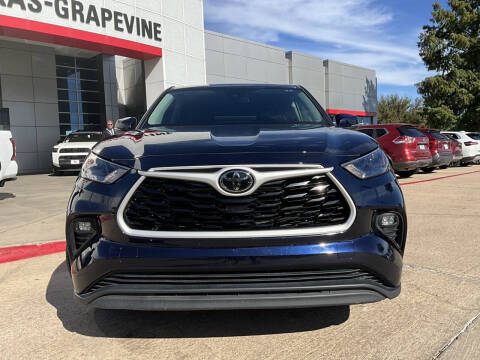 2025 Toyota Highlander LE