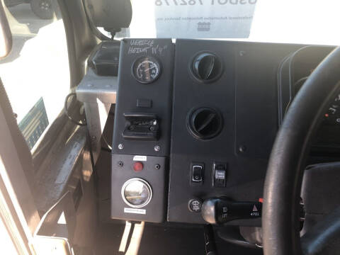 2012 Freightliner MT45 Chassis