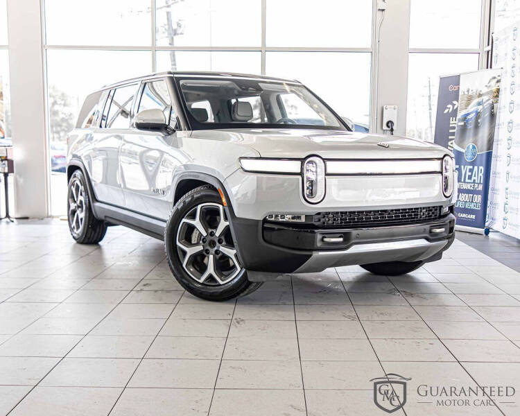 2024 Rivian R1S