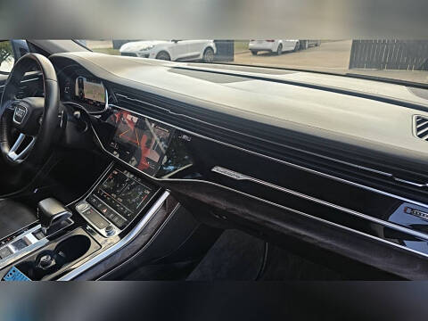 2019 Audi Q8 quattro Premium Plus 55 TFSI