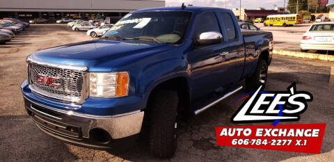 2010 GMC Sierra 1500 for sale at LEE'S USED CARS INC ASHLAND in Ashland KY