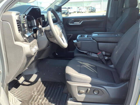 2026 GMC Sierra 1500 Elevation Standard