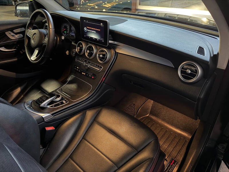 2016 Mercedes-Benz GLC GLC 300 4MATIC