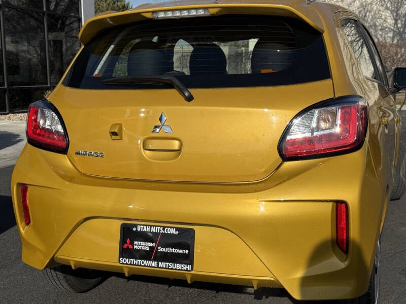 2024 Mitsubishi Mirage ES