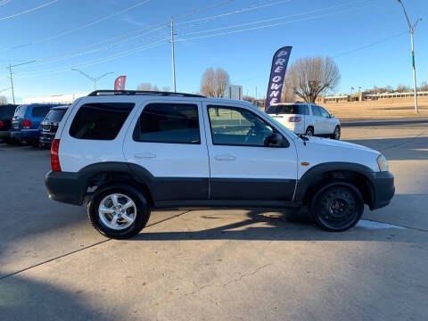 2005 Mazda Tribute i