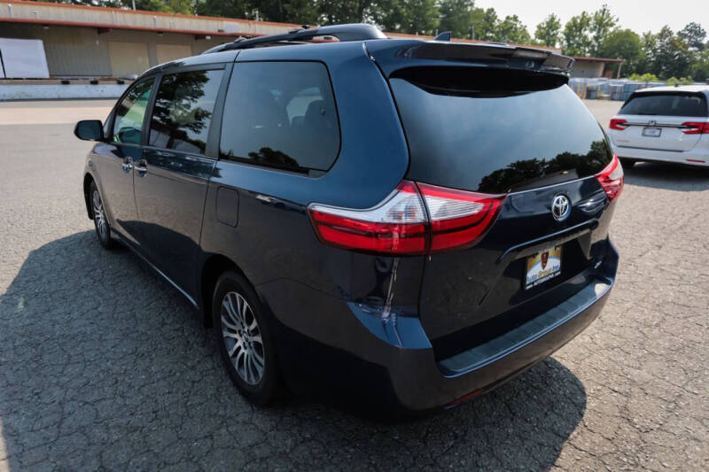 2018 Toyota Sienna