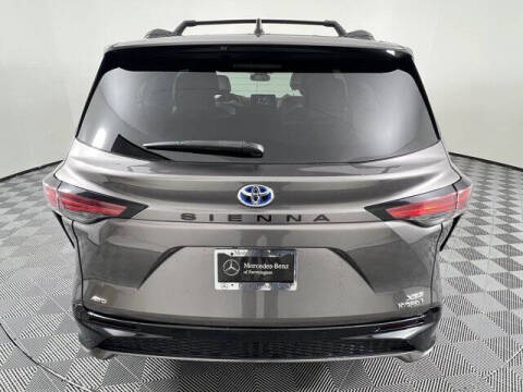 2022 Toyota Sienna XSE 7-Passenger