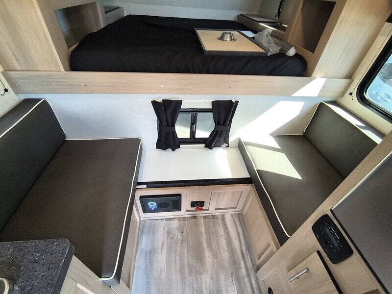 2026 Travel Lite UPCOUNTRY 775U