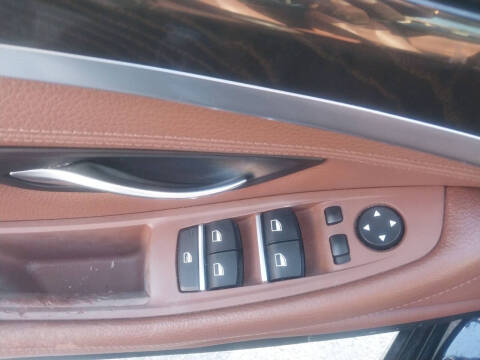 2016 BMW 5 Series 528i