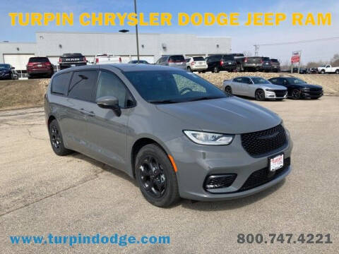2023 Chrysler Pacifica Plug-In Hybrid for sale at Turpin Chrysler Dodge Jeep Ram in Dubuque IA