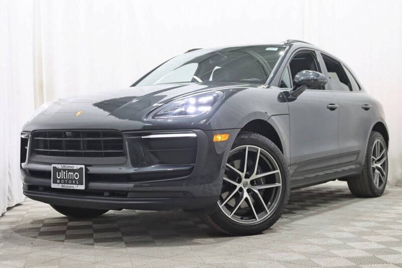 2022 Porsche Macan