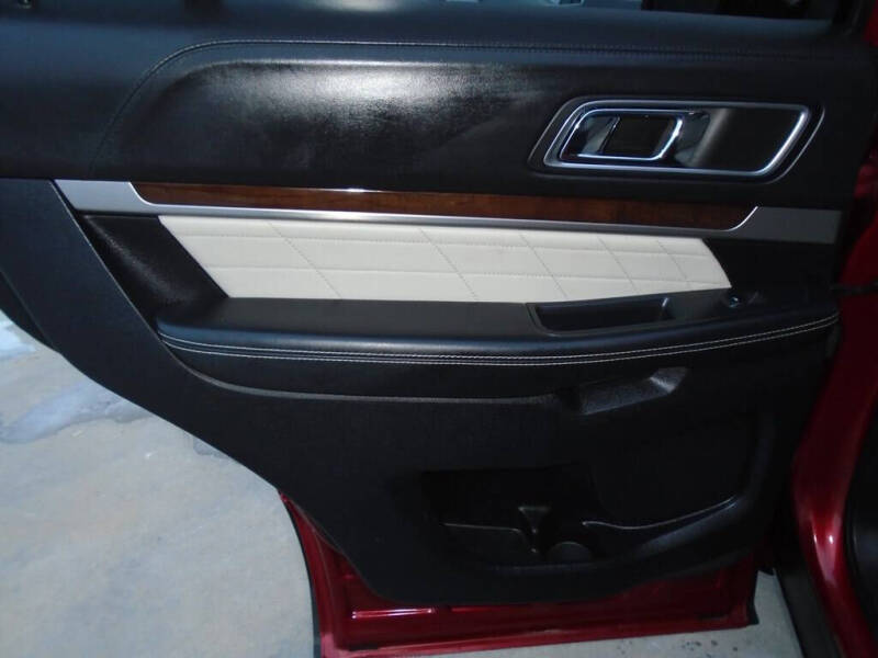 2019 Ford Explorer Platinum