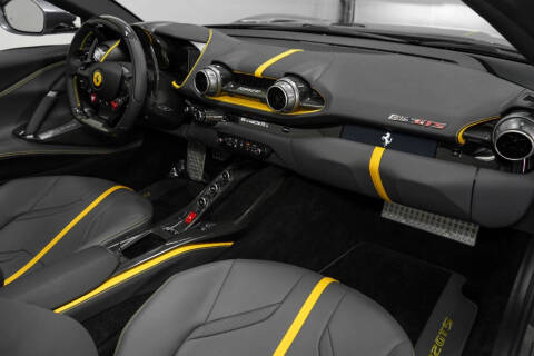 2023 Ferrari 812 GTS