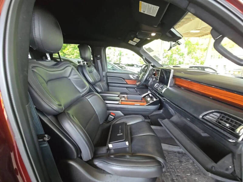 2018 Lincoln Navigator Select