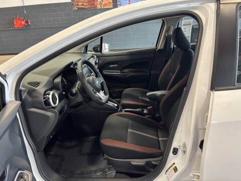 2025 Nissan Versa SR