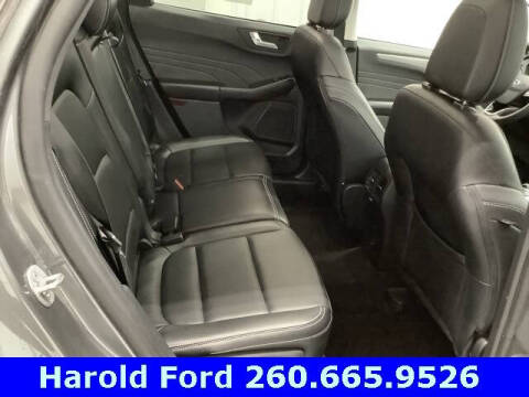 2022 Ford Escape Titanium