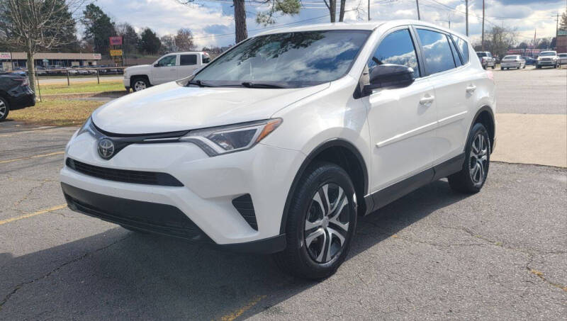 2018 Toyota RAV4 LE