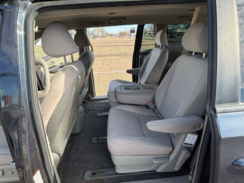 2017 Kia Sedona LX