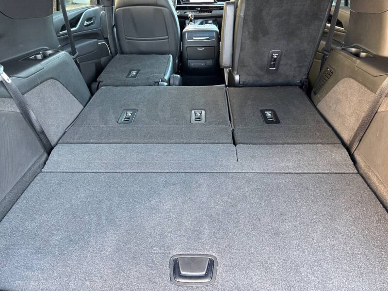 2022 Cadillac Escalade Sport