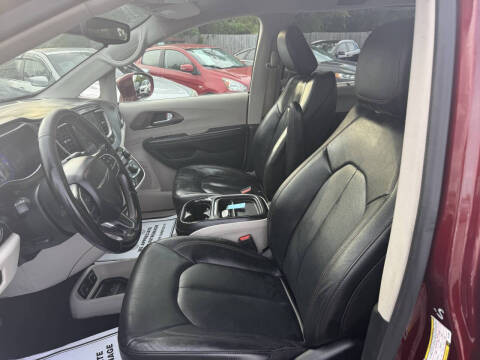 2018 Chrysler Pacifica Touring L