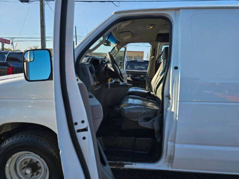 2014 Ford E-Series E-250