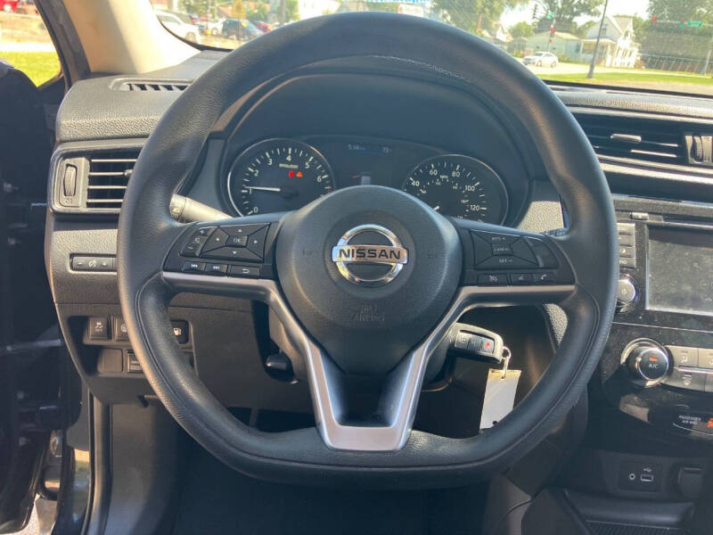 2020 Nissan Rogue S