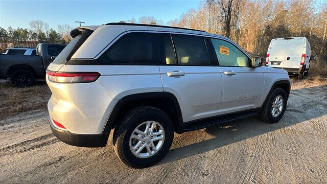 2024 Jeep Grand Cherokee Laredo