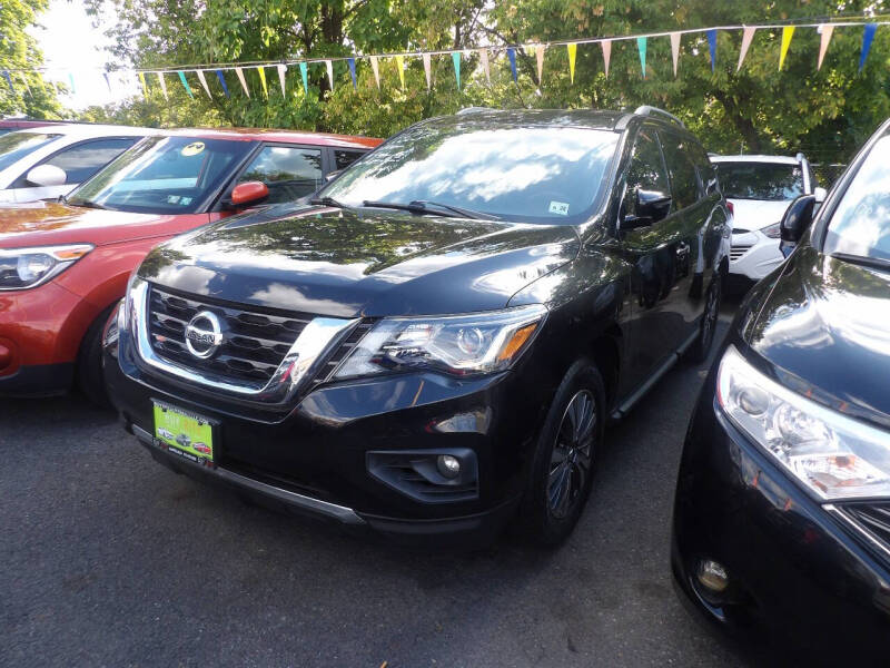 2017 Nissan Pathfinder SV