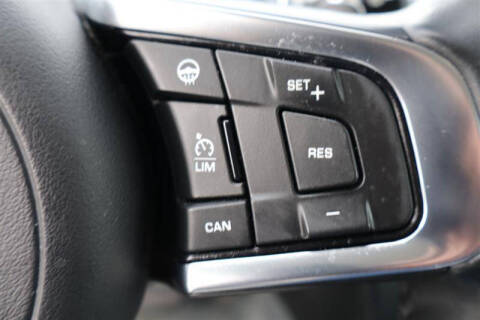 2019 Jaguar E-PACE P250 SE