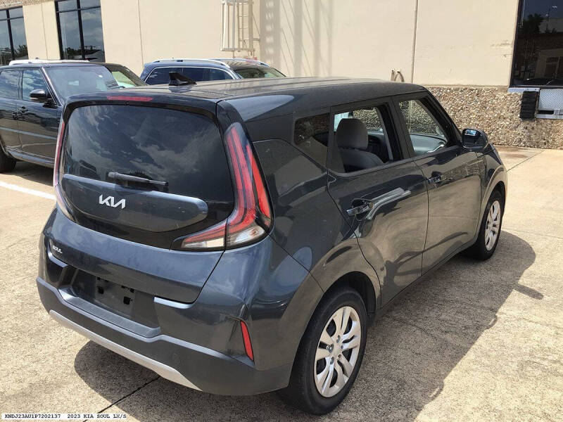 2023 Kia Soul LX