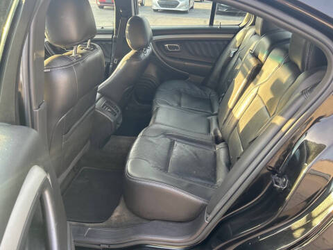 2014 Ford Taurus SEL