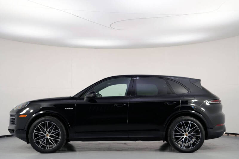2024 Porsche Cayenne E-Hybrid