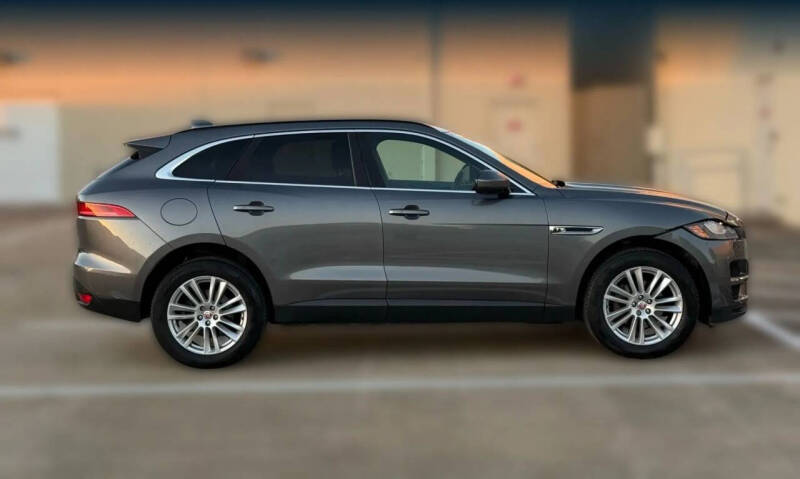 2018 Jaguar F-PACE 25t Prestige
