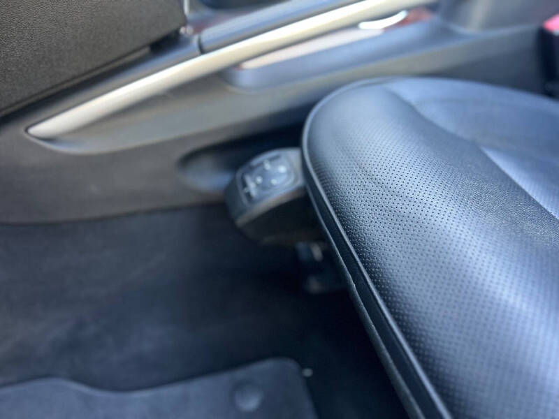 2011 Mercedes-Benz GL-Class GL 550 4MATIC