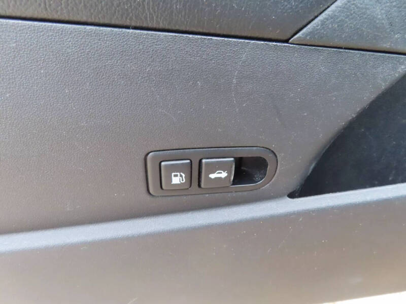 2012 Hyundai Genesis Coupe 3.8 Track