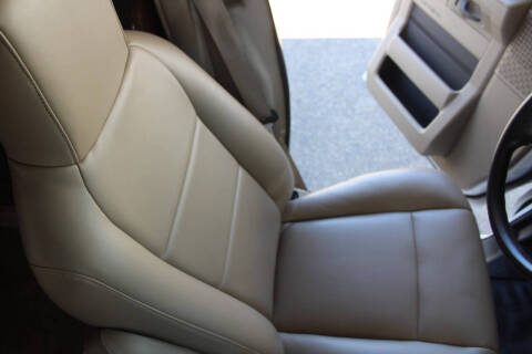 2019 Coachmen RV Leprechaun 230 CB FordE350