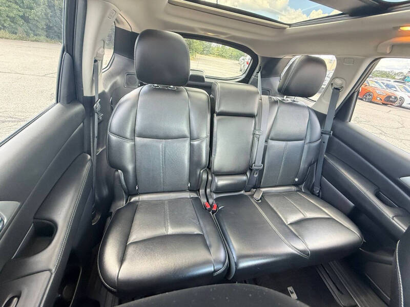 2015 Nissan Pathfinder Platinum